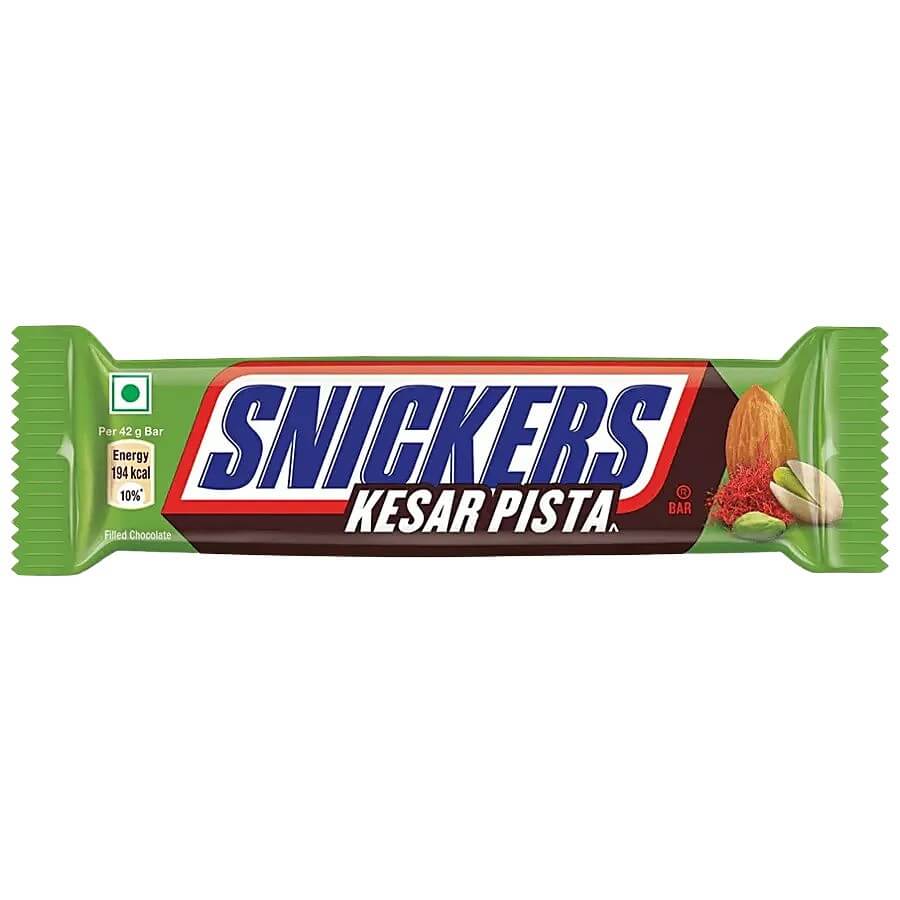 Mars Snickers Pistachio Bar Snickers Kesar Pista Single bar  HEAT SENSITIVE ITEM. PLEASE ADD ITEM 122942 TO THE ORDER TO TRY TO PROTECT CHOCOLATES FROM HEAT DAMAGE. 42g